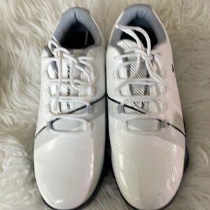 UNDER ARMOUR SOCCER SPIETH SHOES  NWOT